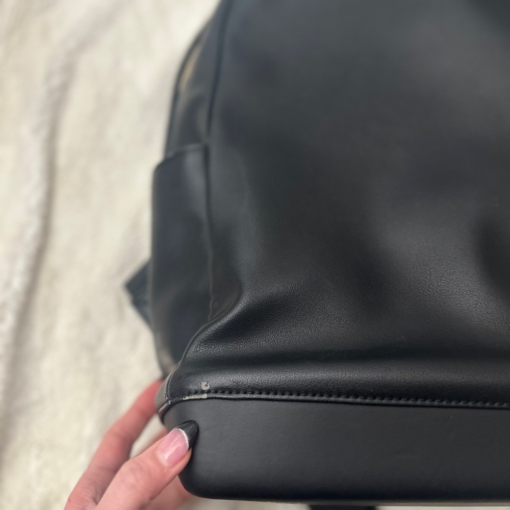 Moleskin black classic backpack - Picture 2 of 8